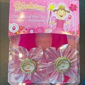 Pinkalicious Shoe Set